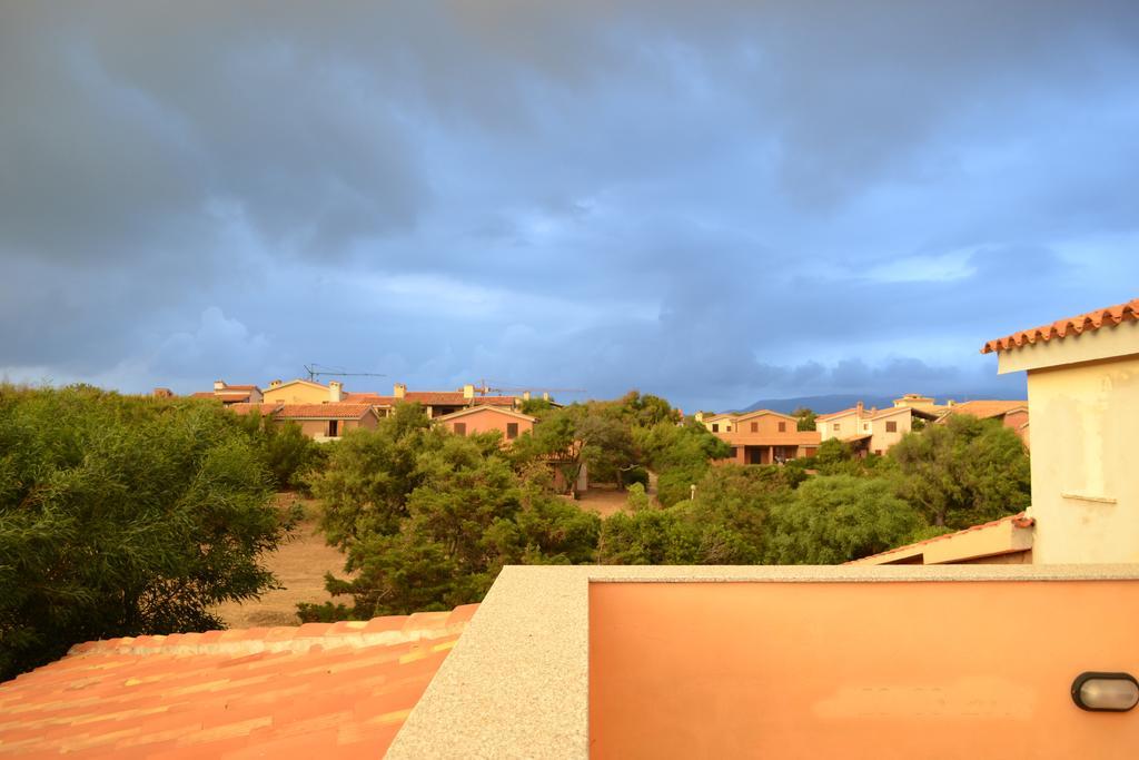 Apartments Mimose Badesi Quarto foto