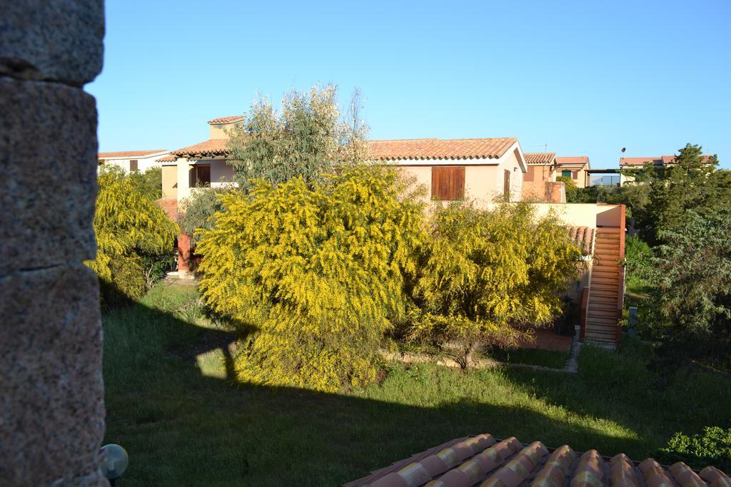 Apartments Mimose Badesi Exterior foto